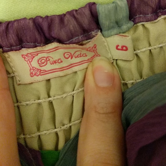 Flowy dress w/ tie string - Picture 4 of 7